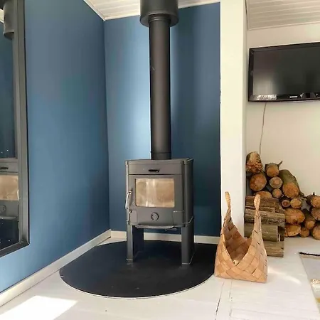 I Bjerge Nordstrand Taet Ved Havet * Store Fuglede